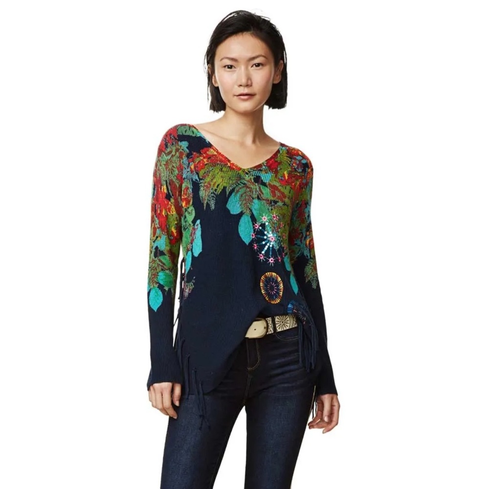 Desigual  Fine Knit Sweater XS
60% Viscose 40% Cotton.